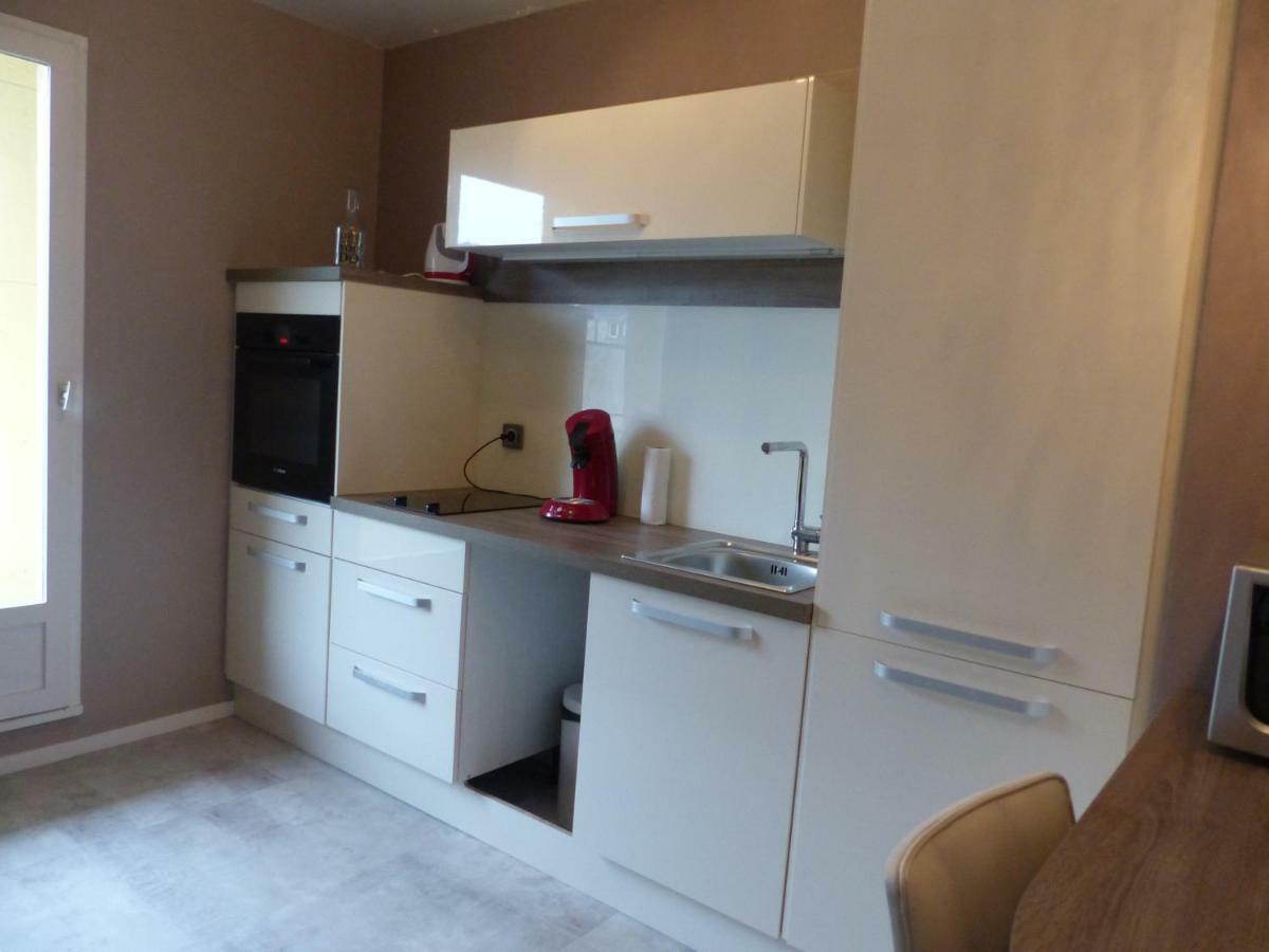 Appartement Au Calme, Avec Parc Prive, 50M Du Tram Tours Exterior photo